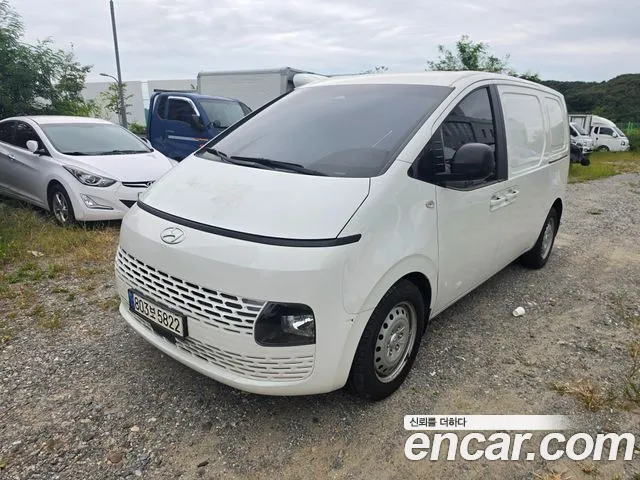 Фотография автомобиля — Hyundai Staria