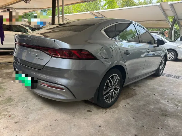BYD Qin PLUS — Фото автомобиля 10