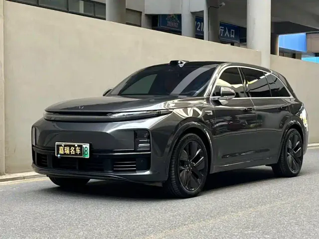 Фотография автомобиля — Li Auto L7