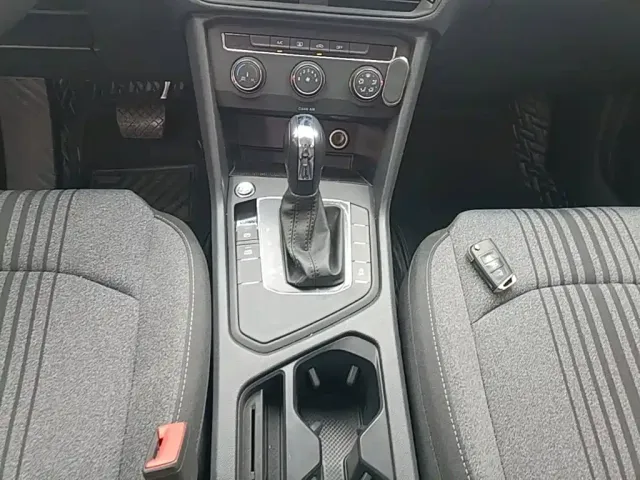 Volkswagen Tharu — Фото автомобиля 13