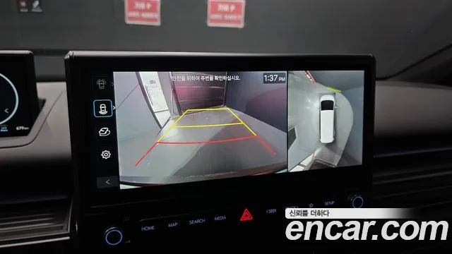 Hyundai Staria — Фото автомобиля 21