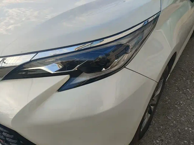 Toyota Sienna — Фото автомобиля 23