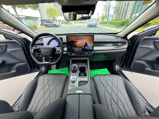 Chery Arrizo 8 PRO — Фото автомобиля 12
