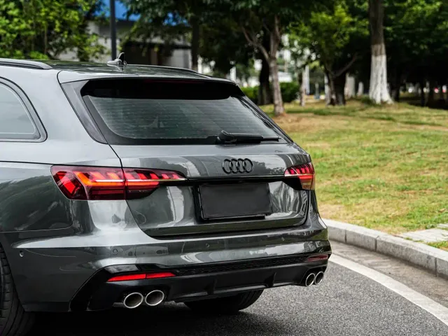 Audi S4 — Фото автомобиля 6