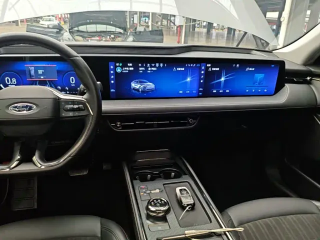 Ford Mondeo — Фото автомобиля 12