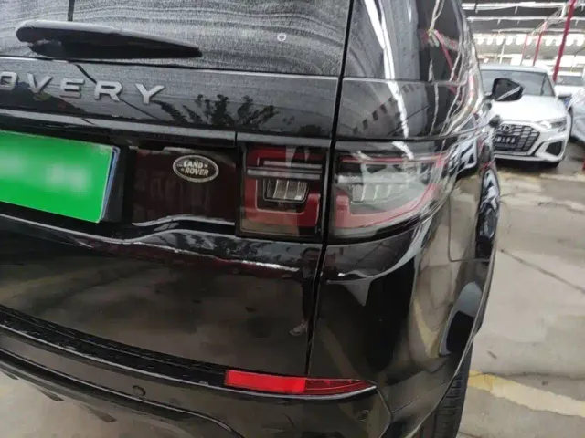 Land Rover Discovery Sport — Фото автомобиля 7