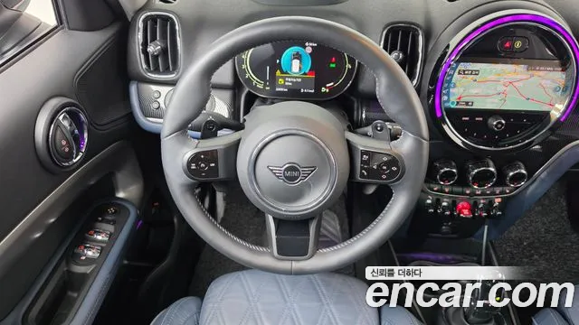 MINI Countryman — Фото автомобиля 12