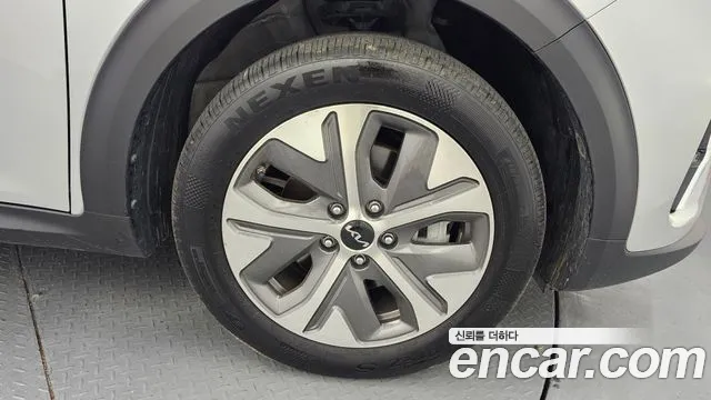 Kia Niro Niro Plus Earth — Фото автомобиля 5