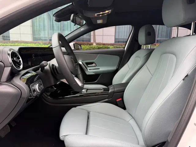 Mercedes-Benz A-Class — Фото автомобиля 9