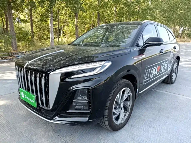 Фотография автомобиля — Hongqi HS3 PHEV