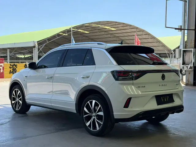Volkswagen T-Roc — Фото автомобиля 4