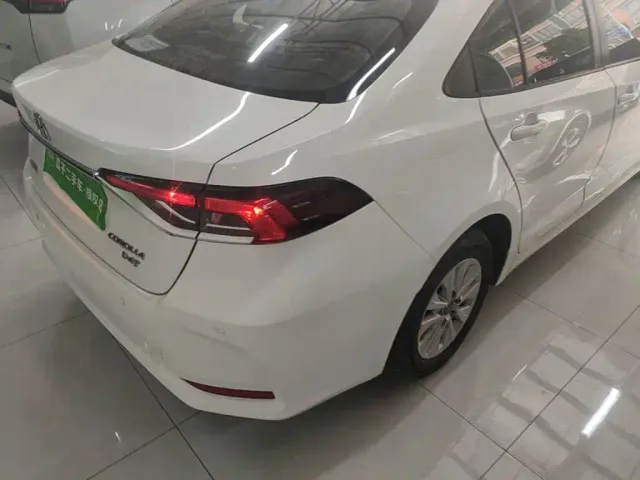 Toyota Corolla — Фото автомобиля 7