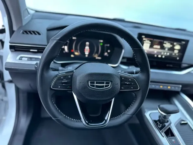 Geely Xingrui — Фото автомобиля 13