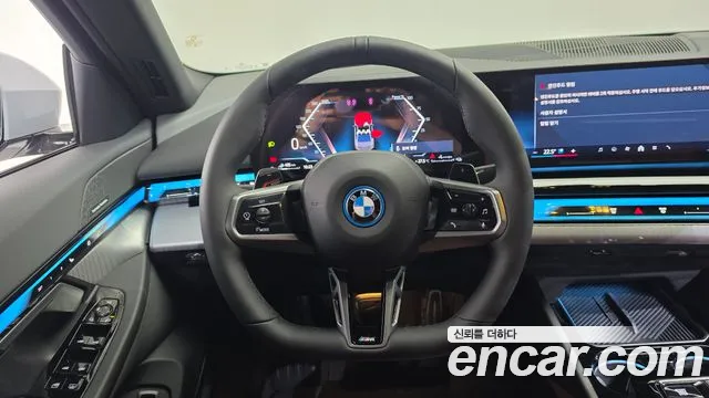 BMW 5-Series 5 серия (G60) — Фото автомобиля 13