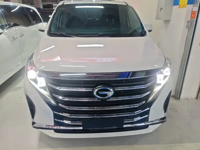 GAC Trumpchi M8 — Фото автомобиля 2