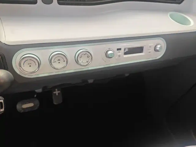 Wuling Hongguang Mini EV — Фото автомобиля 12