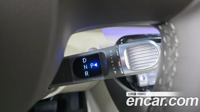 Hyundai Casper Electric — Фото автомобиля 12