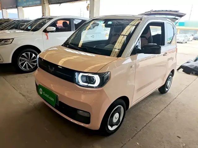 Фотография автомобиля — Wuling Hongguang Mini EV