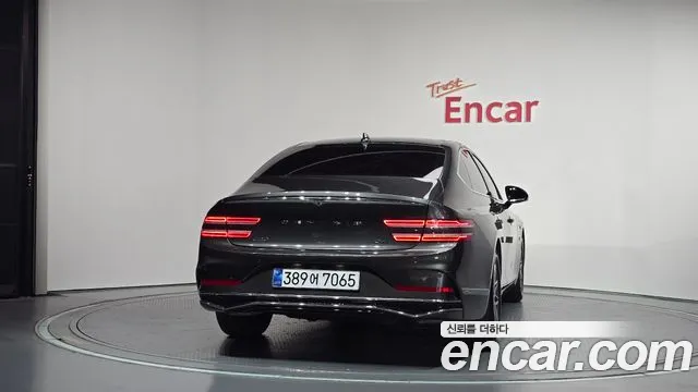 Genesis G80 RG3 — Фото автомобиля 4
