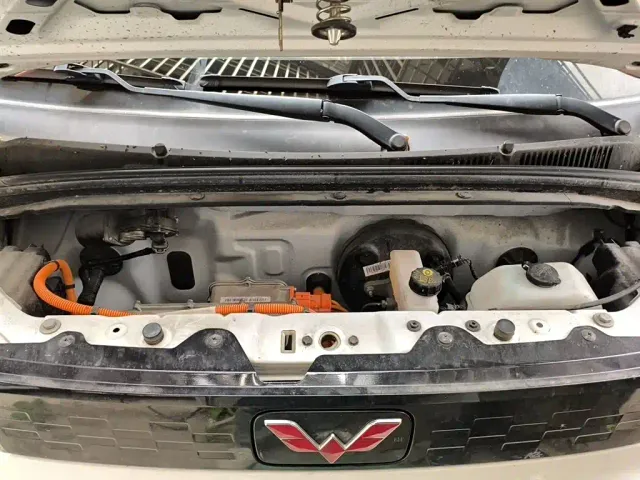Wuling Hongguang Mini EV — Фото автомобиля 10