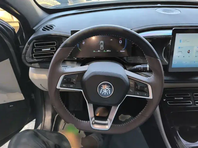 BYD Qin PLUS — Фото автомобиля 10