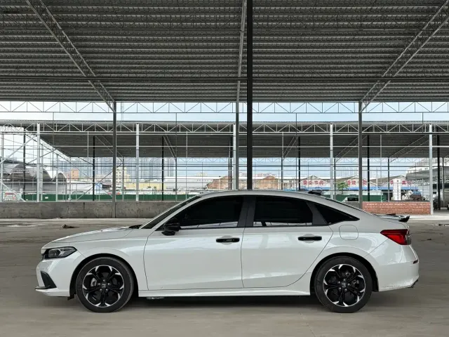 Honda Civic — Фото автомобиля 7