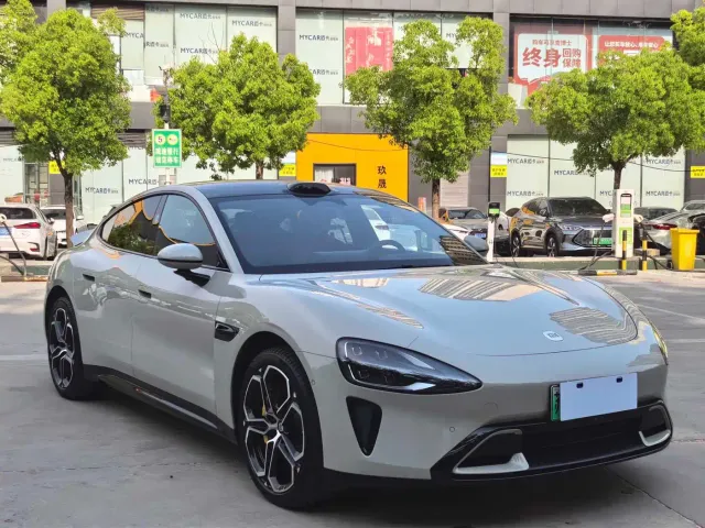 Xiaomi SU7 — Фото автомобиля 3