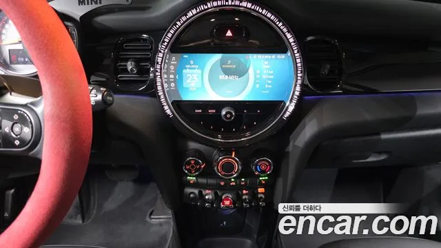 Mini Cooper Cooper 5 дверей Classic — Фото автомобиля 14