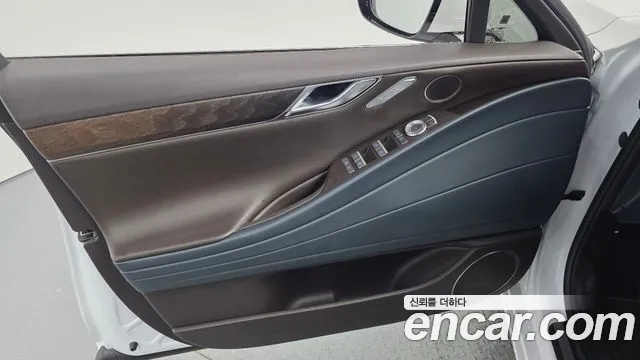 Genesis G80 Бензин 2.5 турбо AWD — Фото автомобиля 24