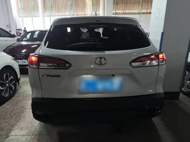 Toyota Frontlander — Фото автомобиля 5