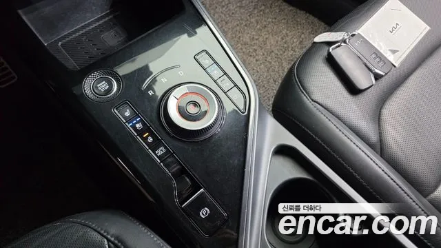 Kia Niro The All New Niro Signature — Фото автомобиля 8
