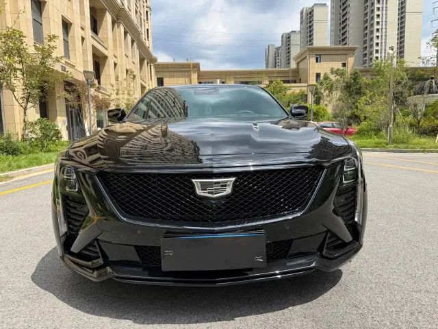 Cadillac CT5 — Фото автомобиля 2