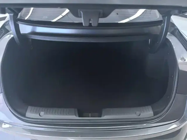 Changan Qiyuan A05 — Фото автомобиля 4