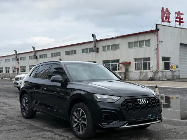 Audi Q5L — Фото автомобиля 3