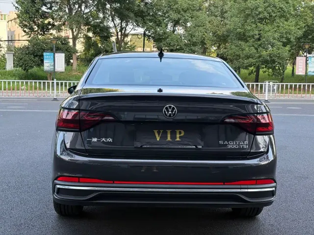 Volkswagen Sagitar — Фото автомобиля 14