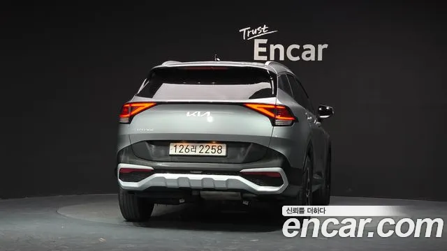 Kia Sportage Sportage 5-е поколение Дизель 2.0 2WD — Фото автомобиля 3