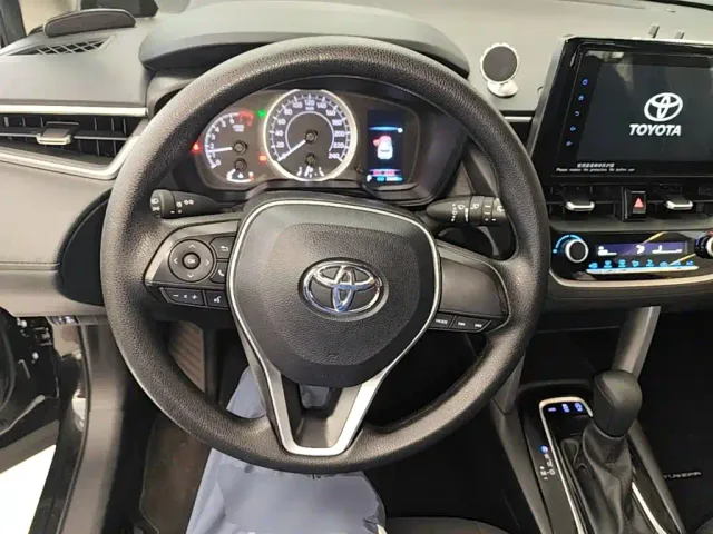 Toyota Frontlander 2022 2.0L CVT Elite — Фото автомобиля 10