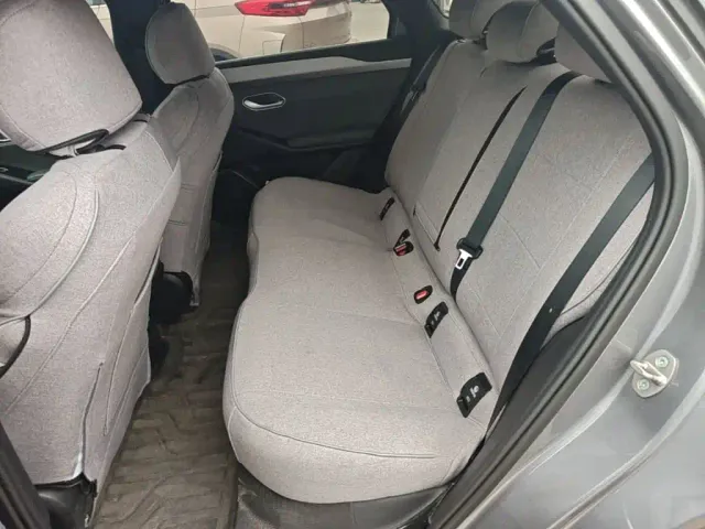 BYD Qin L — Фото автомобиля 16