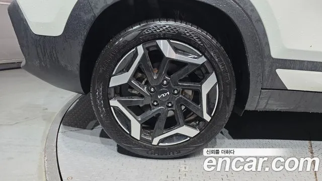 Kia Seltos — Фото автомобиля 5