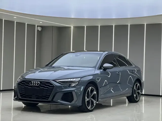 Фотография автомобиля — Audi A3