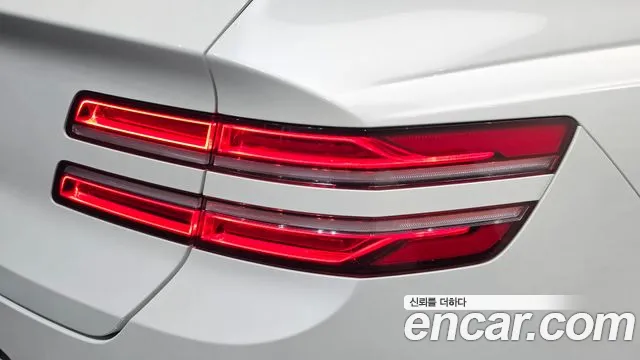 Genesis GV80 — Фото автомобиля 8