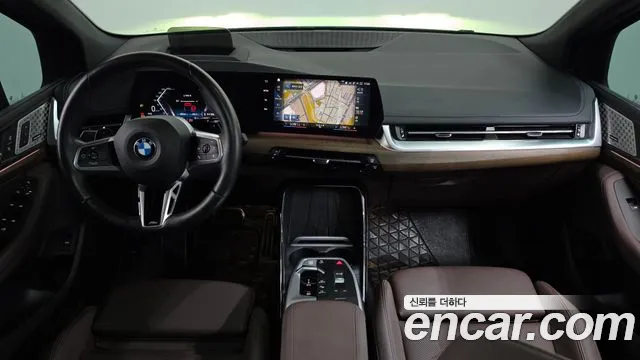 BMW 2 Series U06 — Фото автомобиля 10