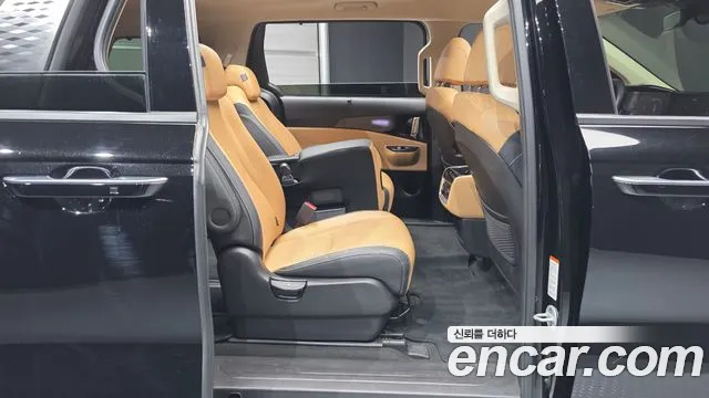 Kia Canival Carnival 4 поколение Дизель 11 мест Signature — Фото автомобиля 12