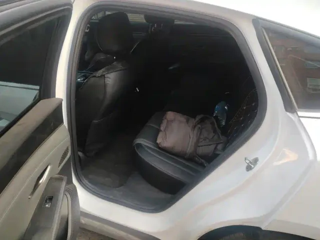 BYD Qin L — Фото автомобиля 11
