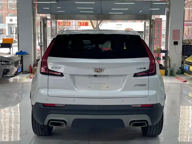 Cadillac XT4 — Фото автомобиля 4