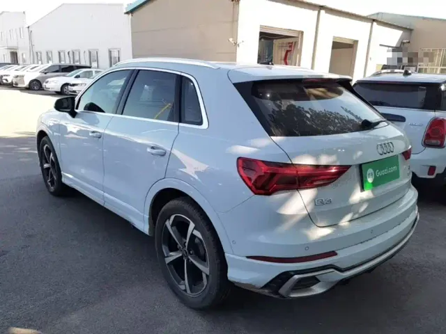 Audi Q3 — Фото автомобиля 4