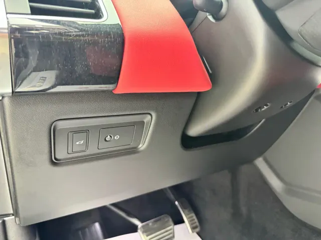 Land Rover Range Rover Sport — Фото автомобиля 16