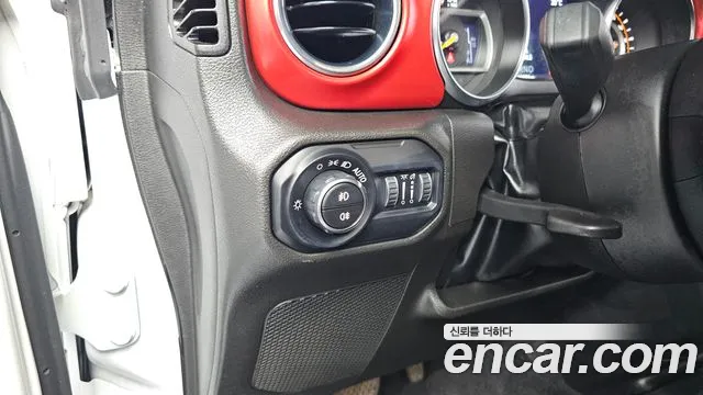Jeep Wrangler Wrangler (JL) 2.0 Rubicon 2 двери — Фото автомобиля 19