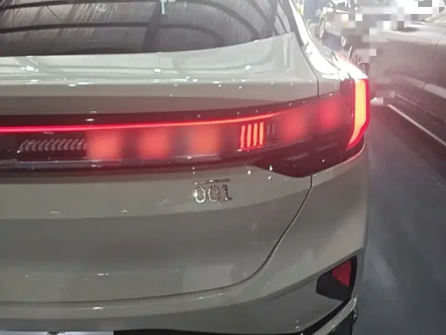 ZEEKR Zeekr 001 2025 WE Edition 95kWh AWD — Фото автомобиля 7