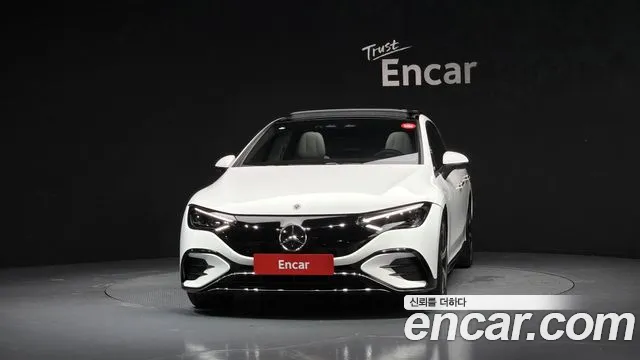 Mercedes-Benz EQE — Фото автомобиля 2
